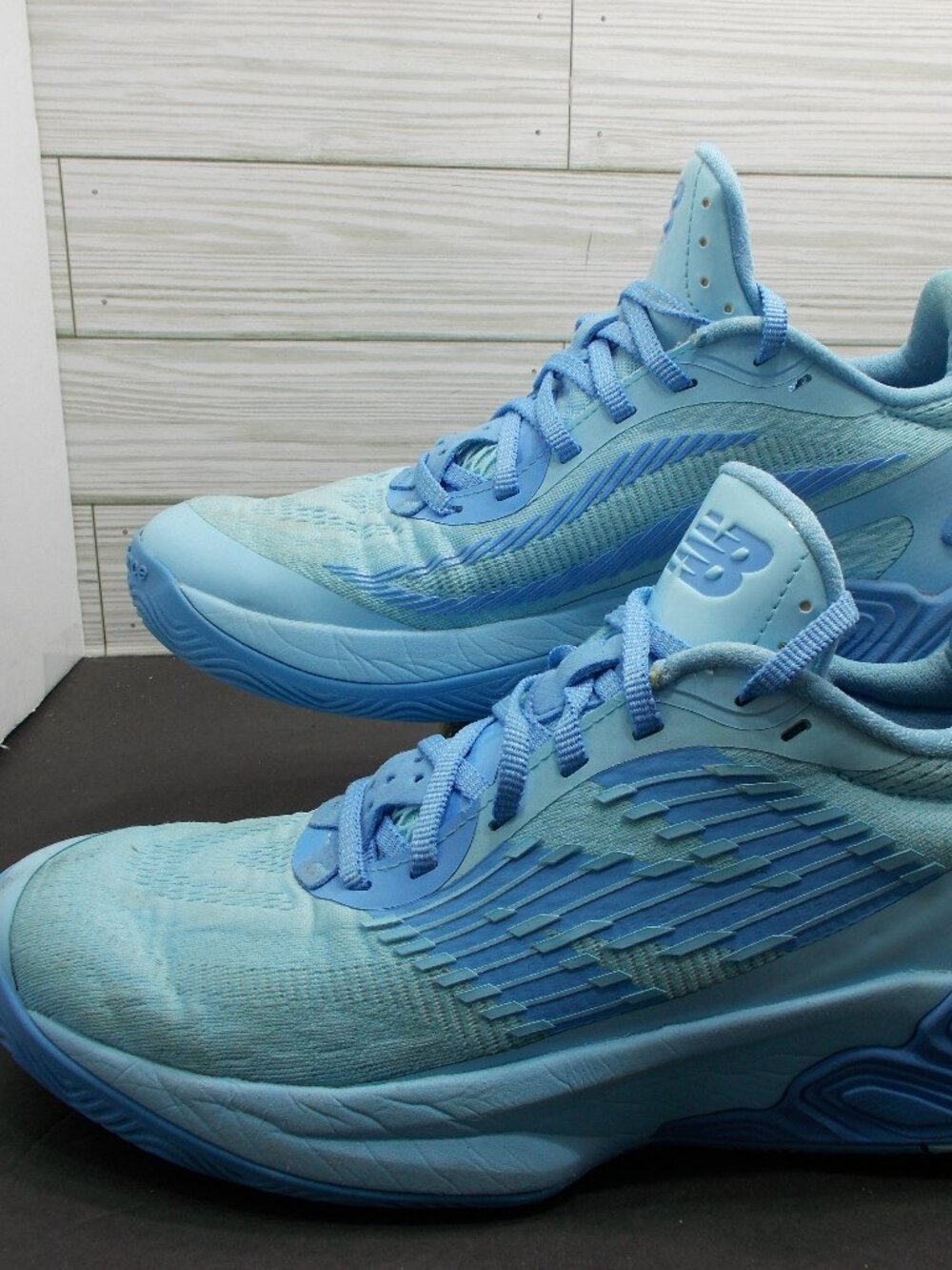 New Balance TWO WXY V5 NB Highlighter Men's Basketball Shoes BB2WYEB5 Size 8